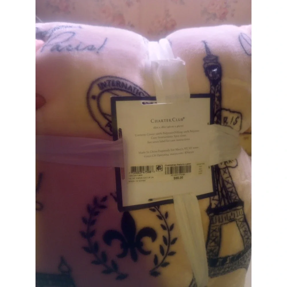 Charters Club 2pk Cozy Plush Pillow Paris Oh La La 18x18inch‎ Pink